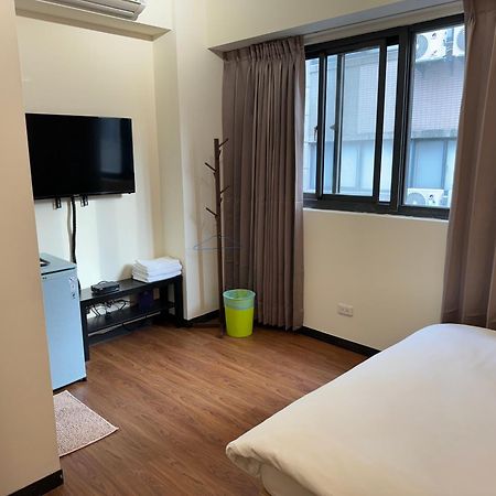 台中向日葵 Apartment ภายนอก รูปภาพ