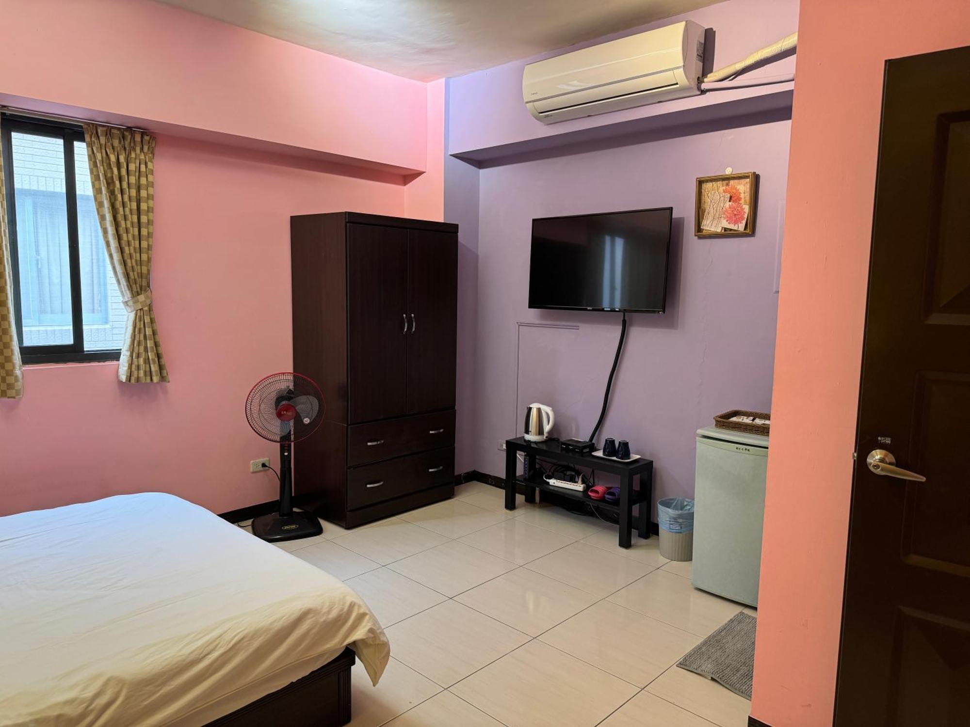 台中向日葵 Apartment ภายนอก รูปภาพ