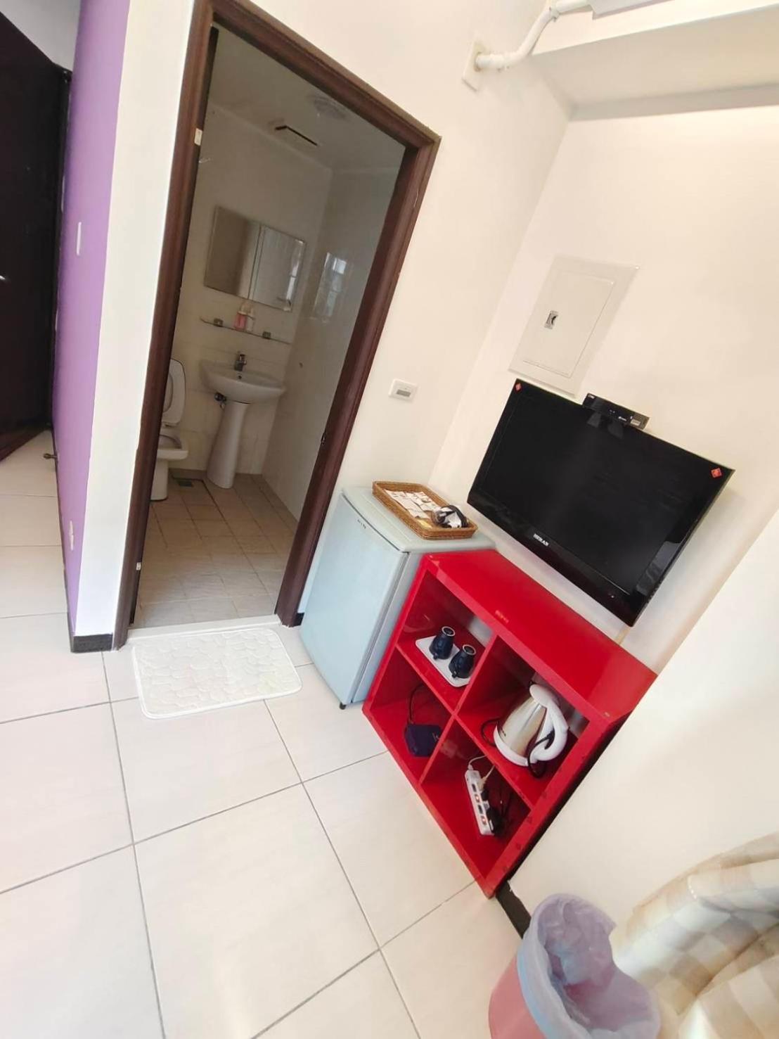 台中向日葵 Apartment ภายนอก รูปภาพ