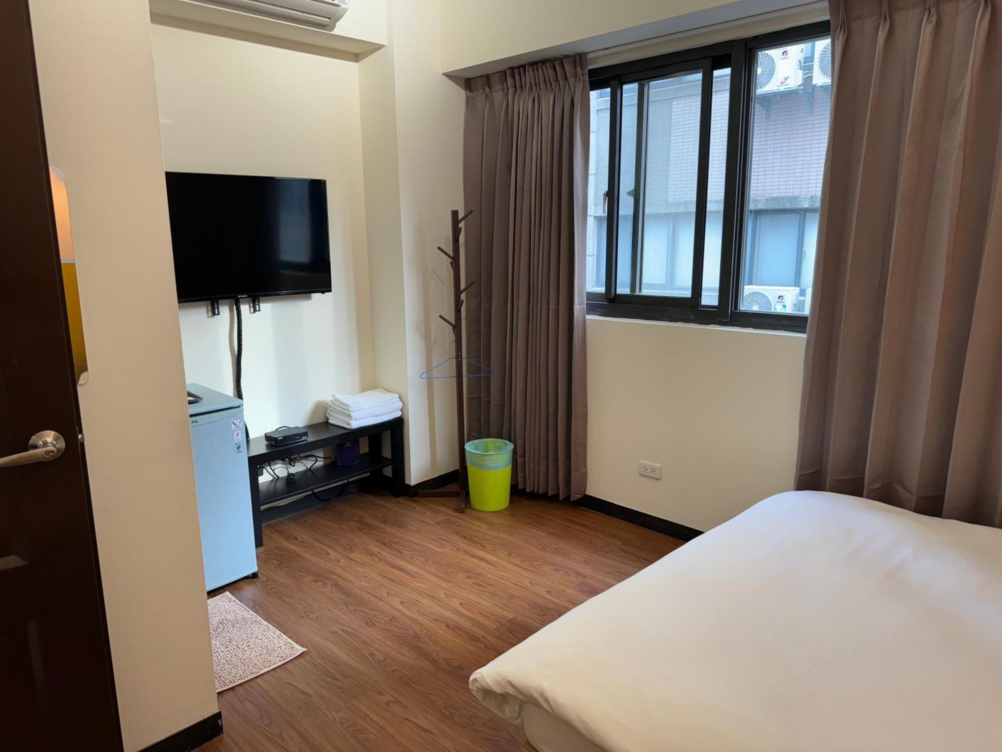 台中向日葵 Apartment ภายนอก รูปภาพ